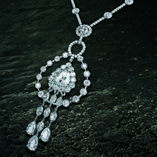 Safir Kolye